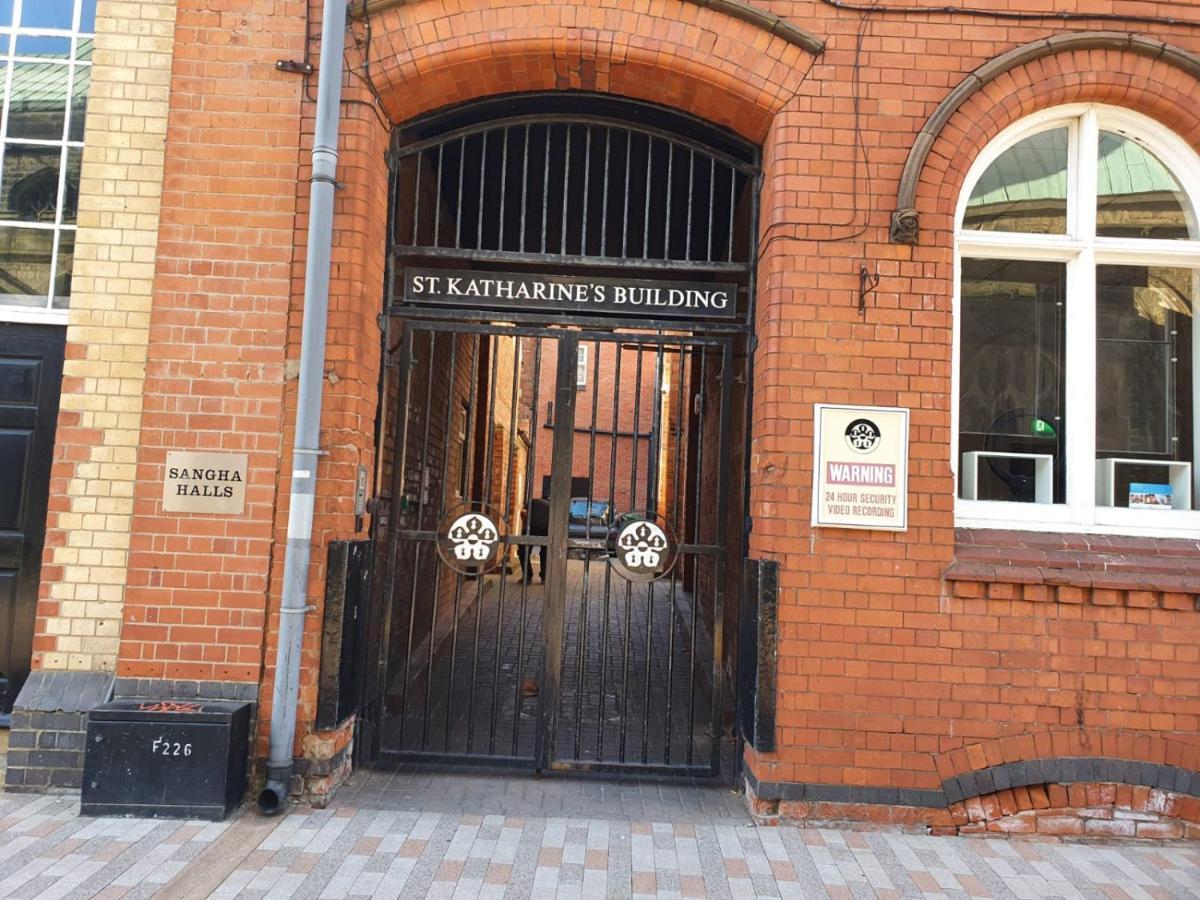 D19 Sangha Hall Leicester Dış mekan fotoğraf