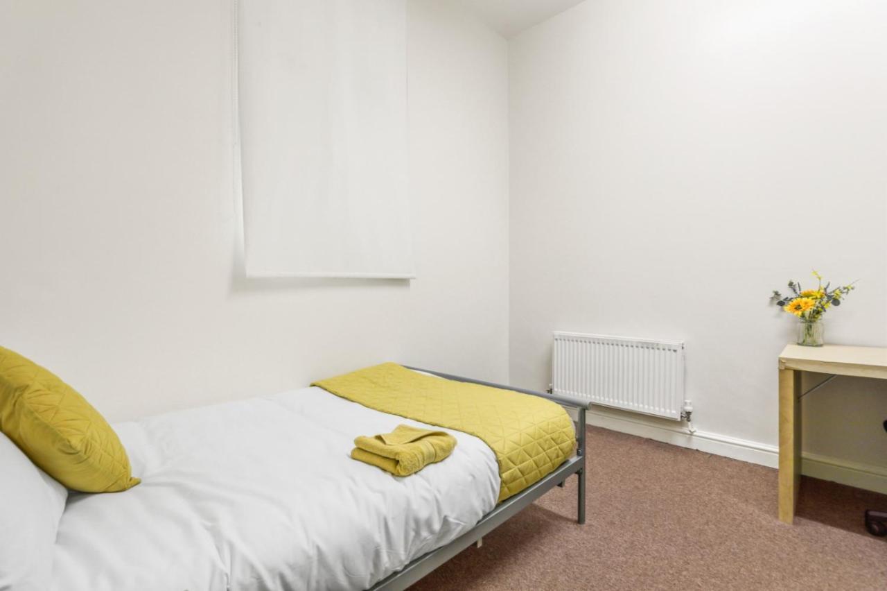D19 Sangha Hall Leicester Dış mekan fotoğraf